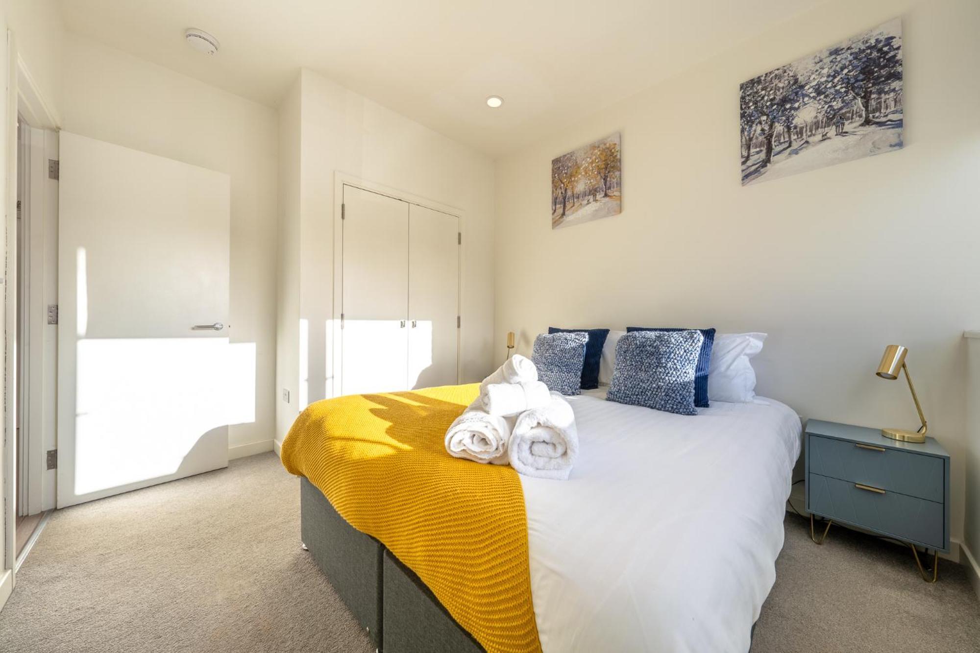 Luxury 1 Bedroom Serviced Apartment With Roof Terrace & Gym Stevenage Zewnętrze zdjęcie