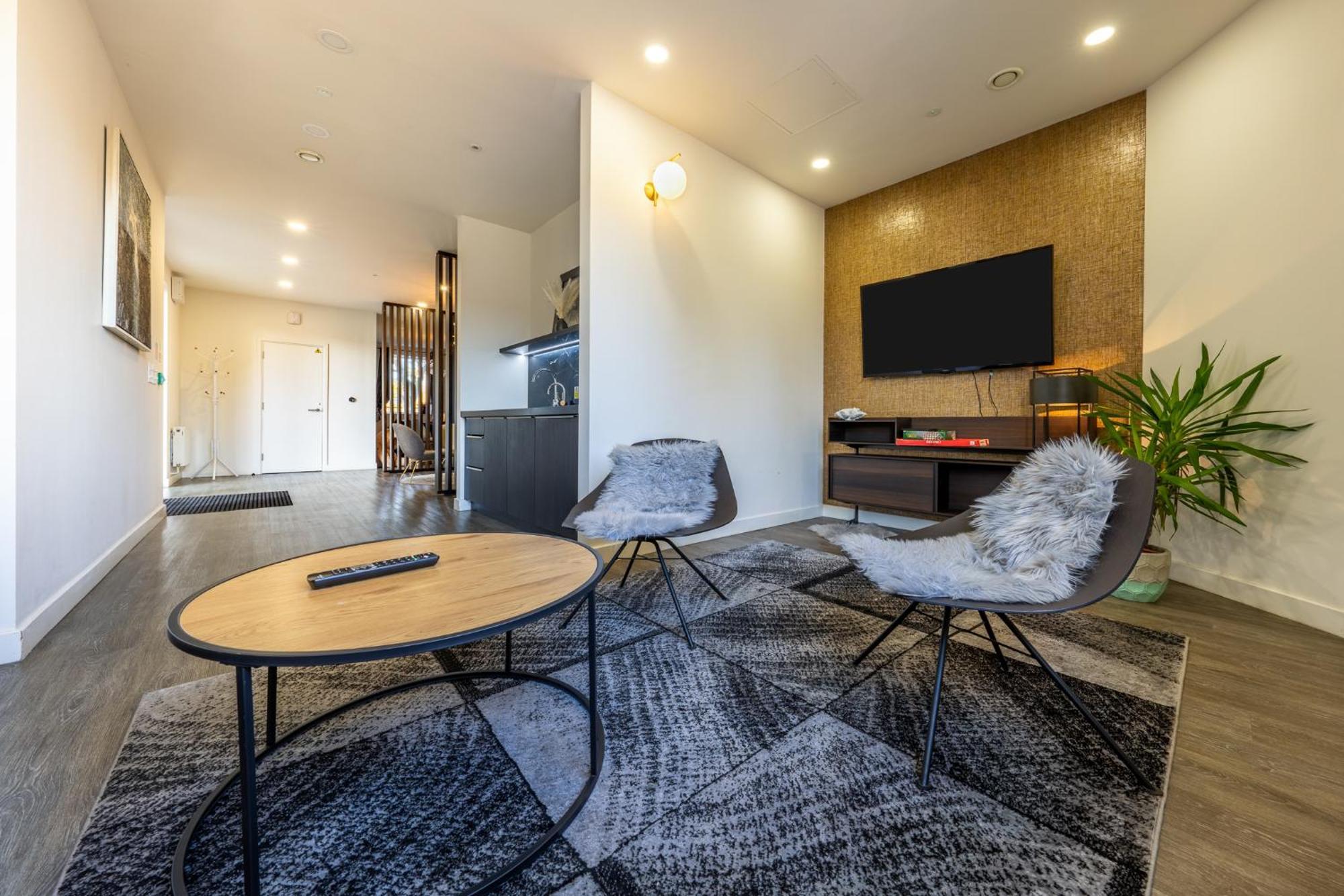 Luxury 1 Bedroom Serviced Apartment With Roof Terrace & Gym Stevenage Zewnętrze zdjęcie